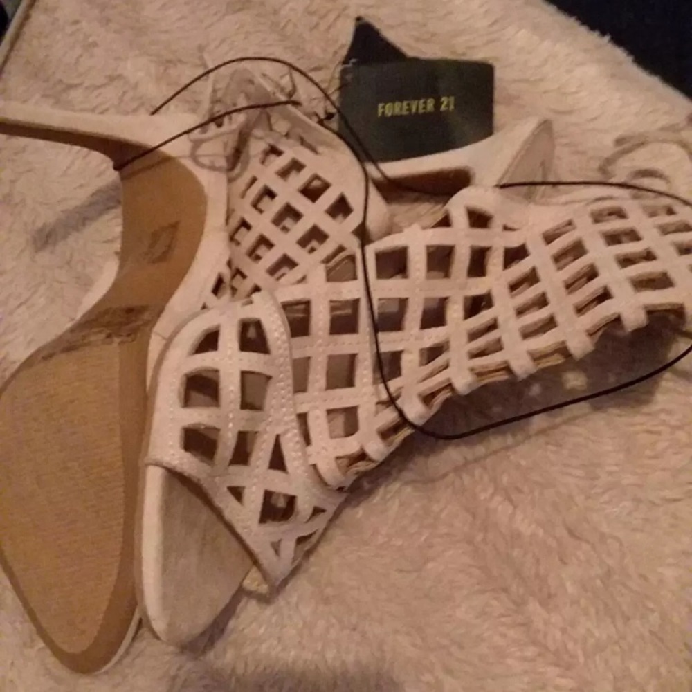 New Forever21 heels in the color nude